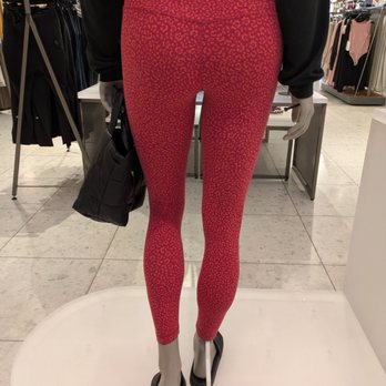 Lululemon - Sports Wear Near Me - Carlsbad, California