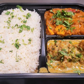 Marigold Indian Cuisine - Curry plate comes with garlic naan - Indian Near Me - Bloomington, California Marigold Indian Cuisine - Curry plate comes with garlic naan - Indian Near Me - Bloomington, California