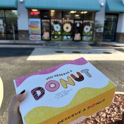 Donuts To Go - Got my half dozen donuts