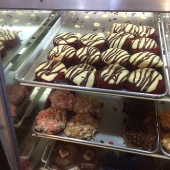 Hurts Donuts - Red Velvet! - Donuts Near Me - Springfield, Missouri Hurts Donuts - Red Velvet! - Donuts Near Me - Springfield, Missouri