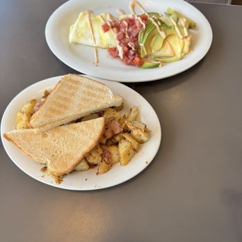 Eggs Up Grill - Breakfast & Brunch Near Me - Norfolk, Virginia