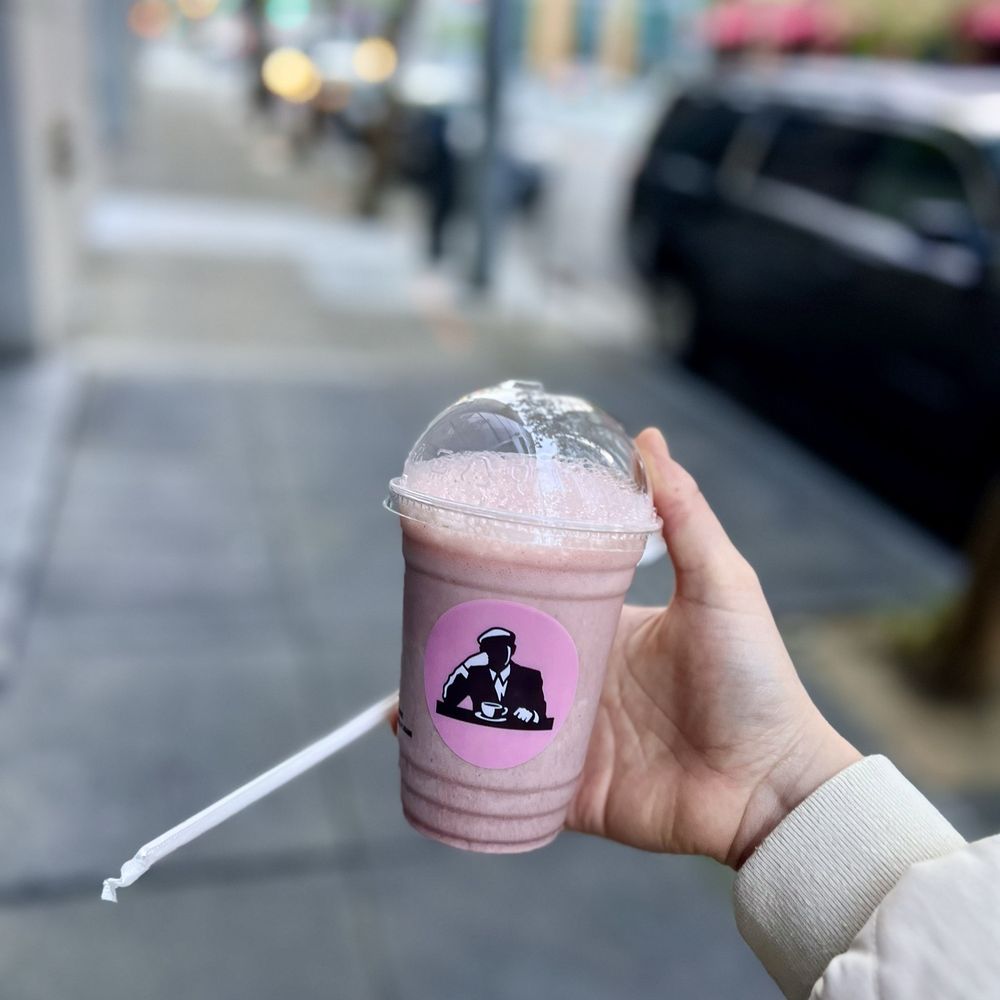 JOE & THE JUICE - Beets & Berries - Coffee & Tea Near Me - San Francisco, California JOE & THE JUICE - Beets & Berries - Coffee & Tea Near Me - San Francisco, California