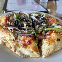 Downtown Pizza Pub - Supreme pizza