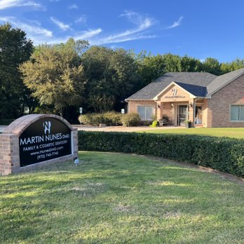 Martin Nunes, DMD - Cosmetic Dentists Near Me - Coppell, Texas Martin Nunes, DMD - Cosmetic Dentists Near Me - Coppell, Texas