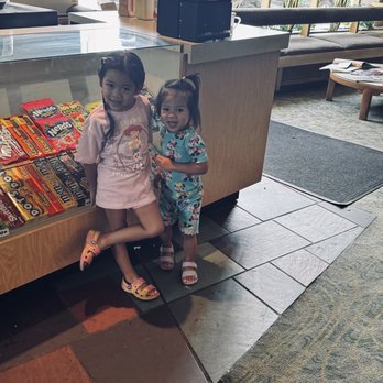 Riverview Theater - My granddaughters getting candy at the concession. - Cinema Near Me - Minneapolis, Minnesota Riverview Theater - My granddaughters getting candy at the concession. - Cinema Near Me - Minneapolis, Minnesota