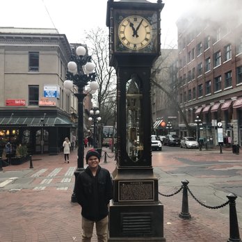 Gastown Steam Clock - 12/16/2017 - Landmarks & Historical Buildings Near Me - Vancouver, British Columbia