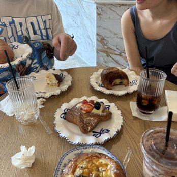 Sweet&Salt Cafe And Bakery - Farmers cheese bun, chocolate Croissant, Pastry cream Danish - Bakeries Near Me - Chicago, Illinois Sweet&Salt Cafe And Bakery - Farmers cheese bun, chocolate Croissant, Pastry cream Danish - Bakeries Near Me - Chicago, Illinois