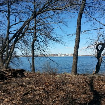 Turville Point Conservation Park - Downtown Madison From Turvilles Point - Parks Near Me - Madison, Wisconsin
