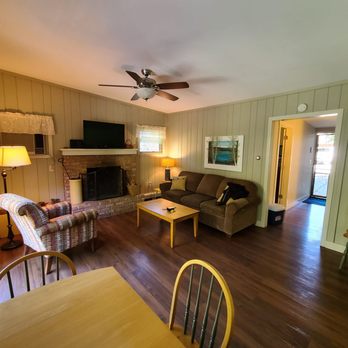 Whaleback Inn - Hotels Near Me - Leland, Michigan Whaleback Inn - Hotels Near Me - Leland, Michigan