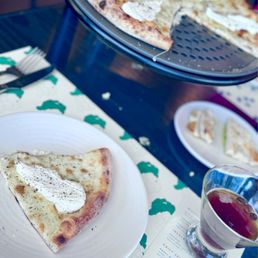 Cacio E Pepe Pizza
