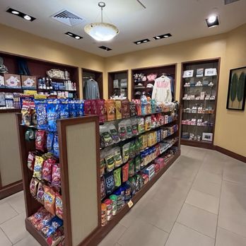 Accents - Convenience Stores Near Me - Honolulu, Hawaii