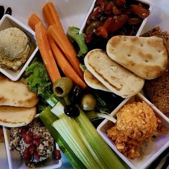 Hootch and Banter - Hummus trio + - New American Near Me - Frederick, Maryland
