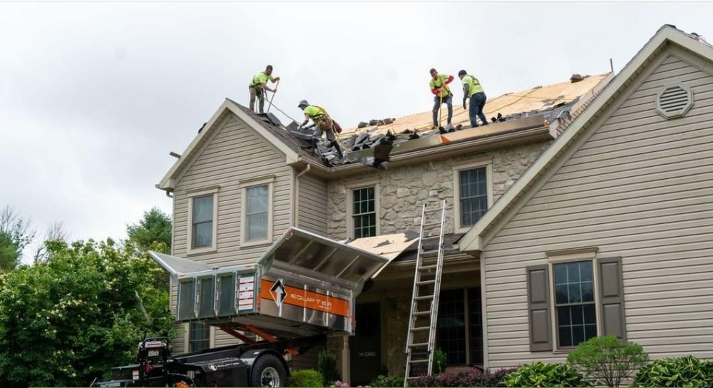 Slide of Royal Roofing And Siding