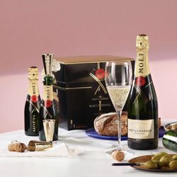Arcade Liquor - Moet