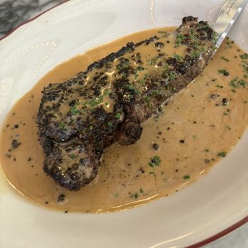Le Diplomate - Steak Au Poivre - Brasseries Near Me - Washington, DC, District of Columbia