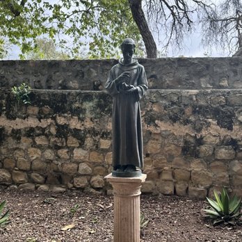 Mission Santa Barbara - Museums Near Me - Santa Barbara, California