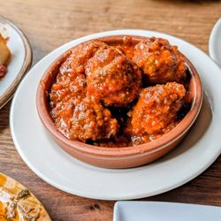 Barcelona - New Haven - Albondigas