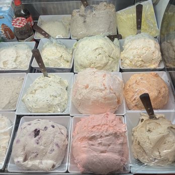 Hot Bagels - Cream cheese spreads - Bagels Near Me - Brooklyn, New York