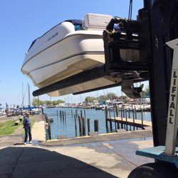 Island Harbor