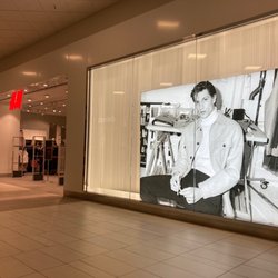 H&M- St. George