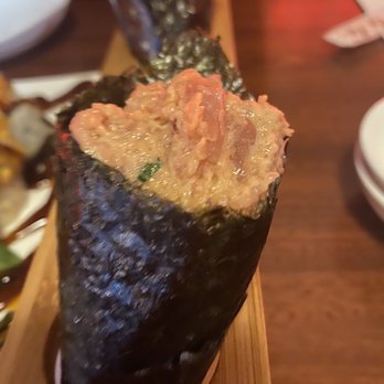 Ginza Sushi - Spicy Ahi Hand-roll - Sushi Bars Near Me - Honolulu, Hawaii Ginza Sushi - Spicy Ahi Hand-roll - Sushi Bars Near Me - Honolulu, Hawaii