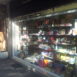 Via Sapiens Livraria - Fachada da loja.