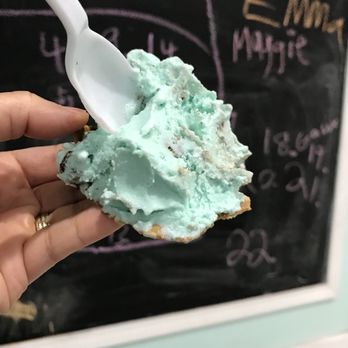 Maddie's Ice Cream - New ice cream Shoppe in Brusly, LA - Ice Cream & Frozen Yogurt Near Me - Brusly, Louisiana Maddie's Ice Cream - New ice cream Shoppe in Brusly, LA - Ice Cream & Frozen Yogurt Near Me - Brusly, Louisiana