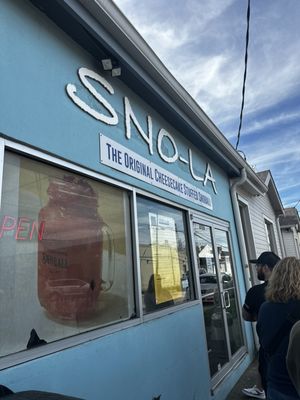 Sno-La Snowballs by null