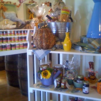 Valley Pistachio Country Store - Clean & Pretty Shop - Specialty Food Near Me - Madera, California