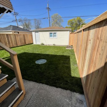 Flores Fence - Fences & Gates Near Me - Chicago, Illinois Flores Fence - Fences & Gates Near Me - Chicago, Illinois