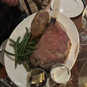 The Griswold Inn - Signature 12 Oz Prime Rib of Beef - Hotels Near Me - Essex, Connecticut The Griswold Inn - Signature 12 Oz Prime Rib of Beef - Hotels Near Me - Essex, Connecticut