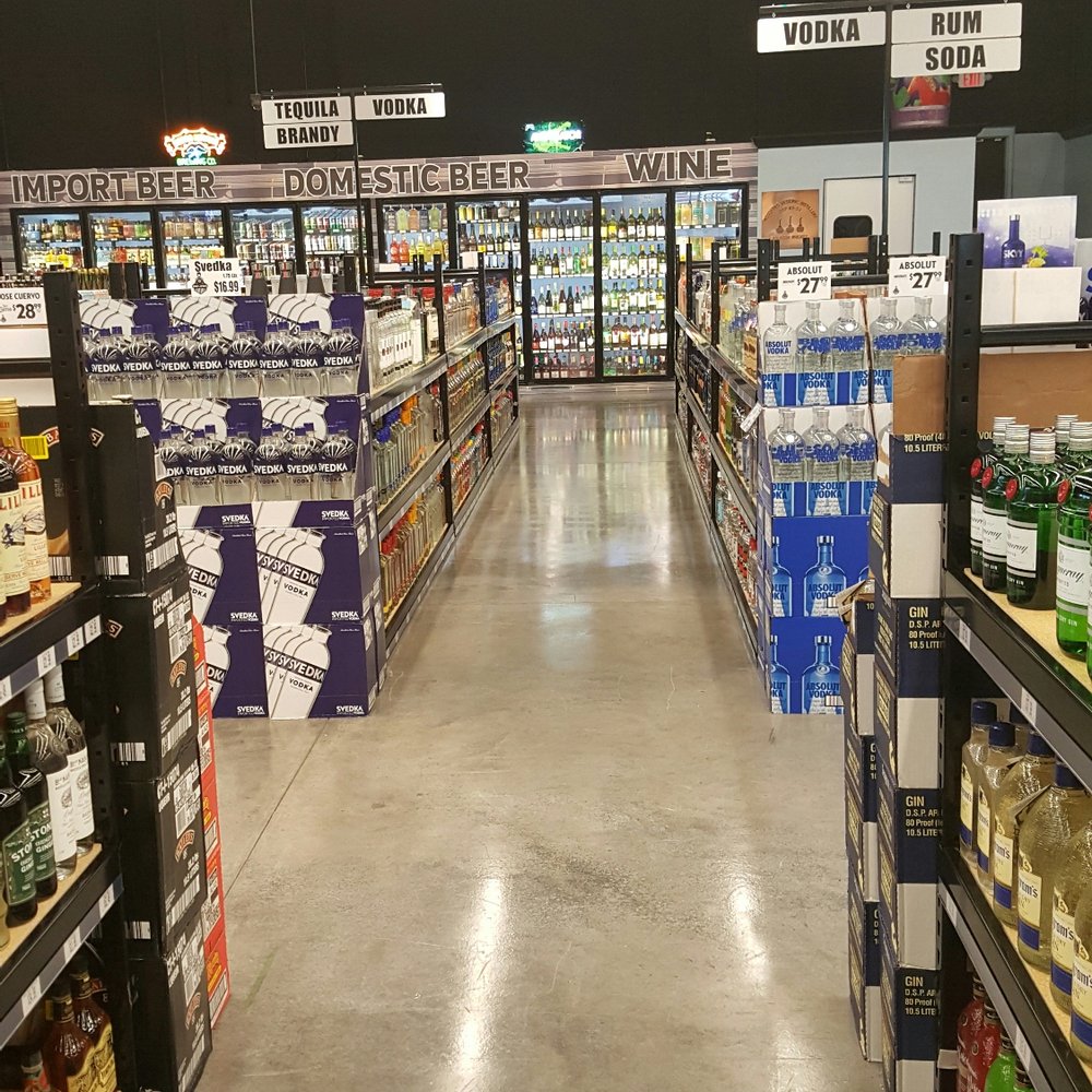 Chattanooga Wine & Spirits - a grocery store aisle - Beer, Wine & Spirits Near Me - Chattanooga, Tennessee