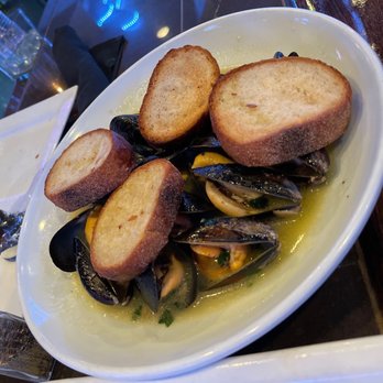 Acquaviva Ristorante Batavia - Steamed mussels - Italian Near Me - Batavia, Illinois Acquaviva Ristorante Batavia - Steamed mussels - Italian Near Me - Batavia, Illinois