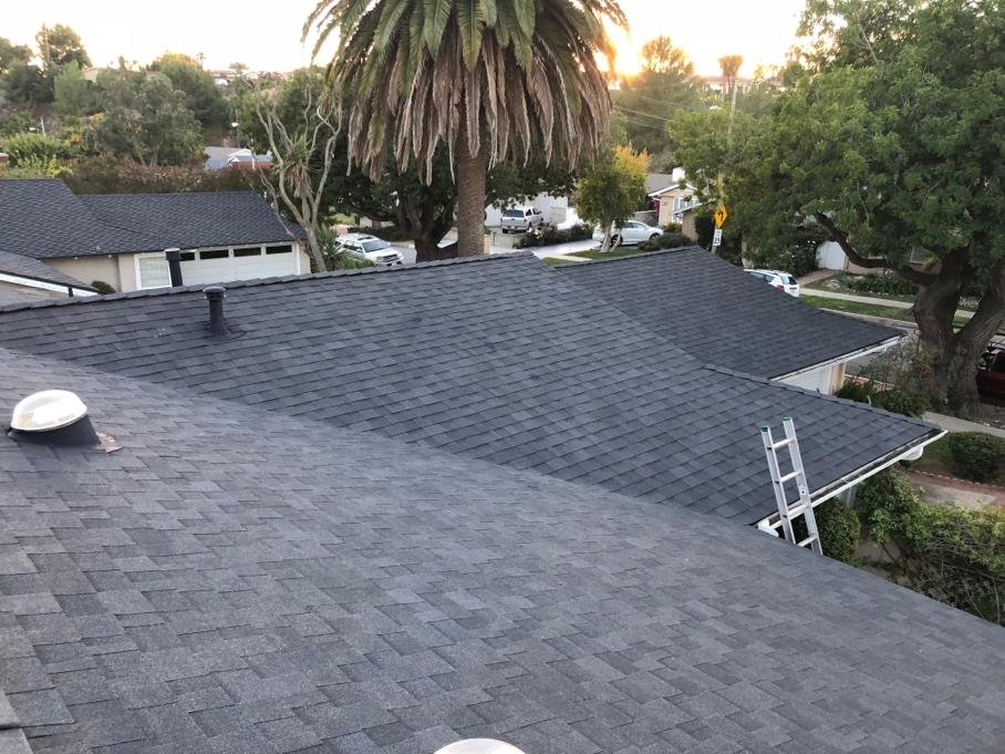 Slide of HUS Roofing