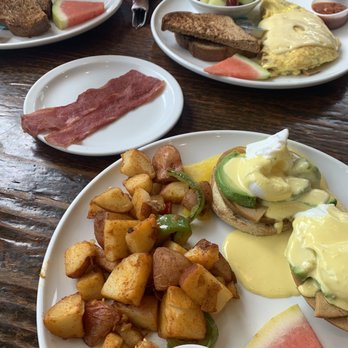 Swami's Cafe - Everyone's food! - Juice Bars & Smoothies Near Me - Carlsbad, California Swami's Cafe - Everyone's food! - Juice Bars & Smoothies Near Me - Carlsbad, California