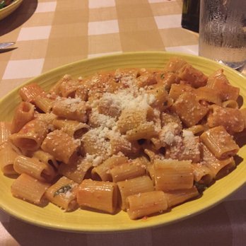 Vecchia Osteria - Rigatoni alla vodka - Italian Near Me - Newtown, Pennsylvania Vecchia Osteria - Rigatoni alla vodka - Italian Near Me - Newtown, Pennsylvania