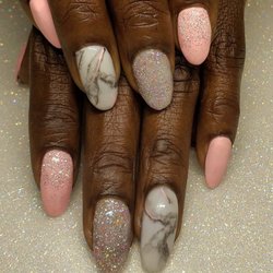 Polish Pixi - Manicure
