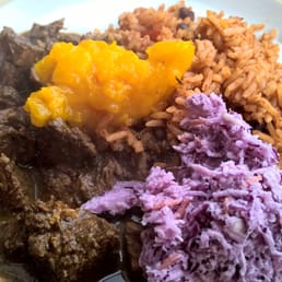 Goat curry, rice, slaw, pineapple