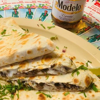 Todo Pa' La Cruda - Quesadilla de Asada - Mexican Near Me - San Diego, California Todo Pa' La Cruda - Quesadilla de Asada - Mexican Near Me - San Diego, California