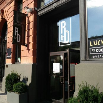 R&D Restaurant - Front entrance - Asian Fusion Near Me - Toronto, Ontario