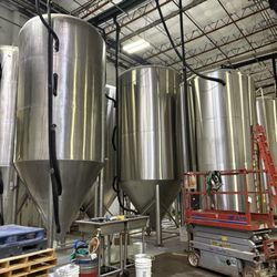 BJ's Brewhouse - Fermentation tanks