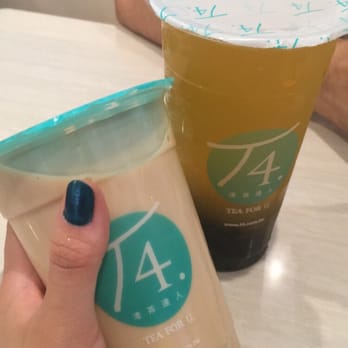 T4 - Panda milk tea on the left and peach mango tea with boba on the right - Bubble Tea Near Me - Sacramento, California