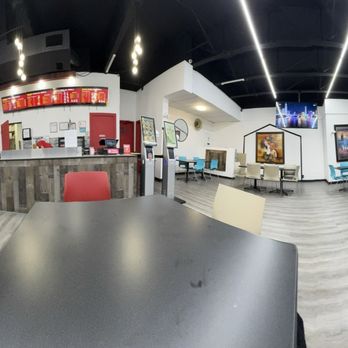 Wava Halal Grill - Ambiance - Mediterranean Near Me - Richardson, Texas