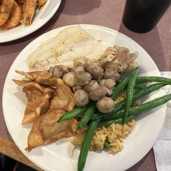 Sakura Seafood Buffet - Salinas - Fish, Fried Rice, gyoza, mushrooms, green beans - Buffets Near Me - Salinas, California Sakura Seafood Buffet - Salinas - Fish, Fried Rice, gyoza, mushrooms, green beans - Buffets Near Me - Salinas, California