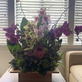 The Flowerman - Florists Near Me - Pasadena, California