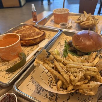 The Melt - Burgers Near Me - Sacramento, California