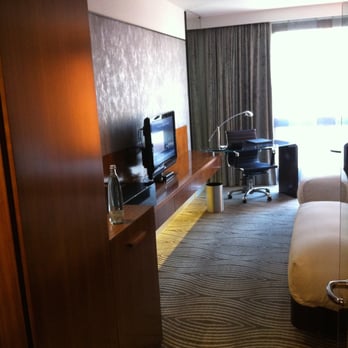 Hilton Berlin - Hotels Near Me - Berlin, BE