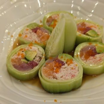 Dozo Sushi & Bar - Naruto roll--refreshing - Sushi Bars Near Me - Monrovia, California
