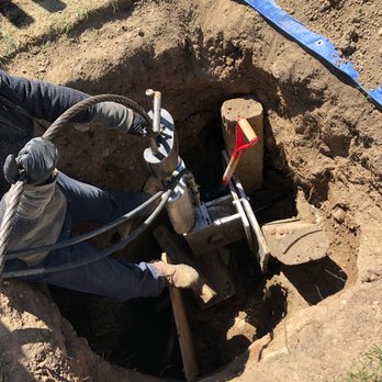 Shellback Plumbing and Drain - Hydraulic pump used to pull the polyethylene pipe through the existing sewer (Pipe Burst). Pulls at 4000-6000 pounds - Plumbing Near Me - Valencia, California Shellback Plumbing and Drain - Hydraulic pump used to pull the polyethylene pipe through the existing sewer (Pipe Burst). Pulls at 4000-6000 pounds - Plumbing Near Me - Valencia, California