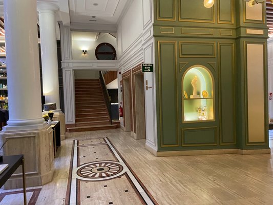 Eugenia de Montijo, Autograph Collection by null